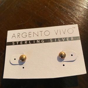 Argento Vivo button studs NWT